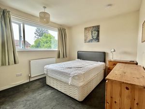 Bedroom 4- click for photo gallery